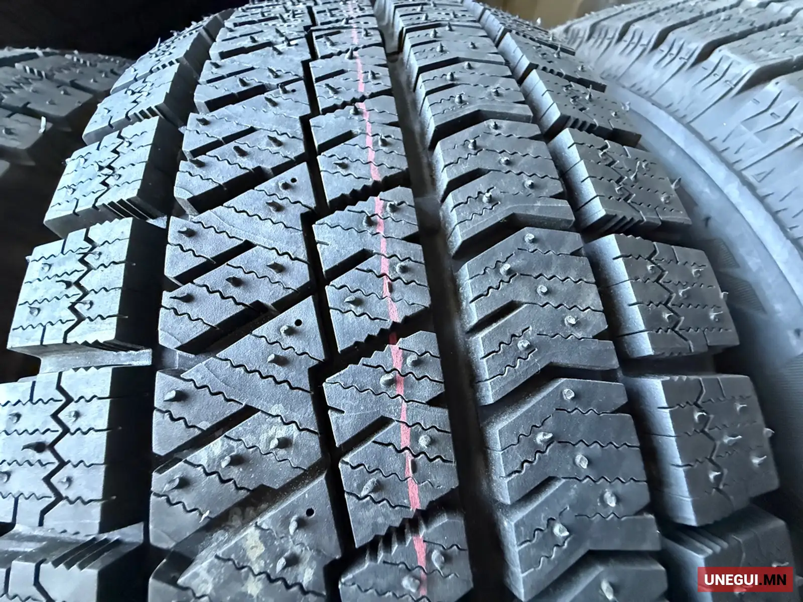 Өвлийн дугуй 215/65R16 Bridgestone шинэ (4 ш) 1