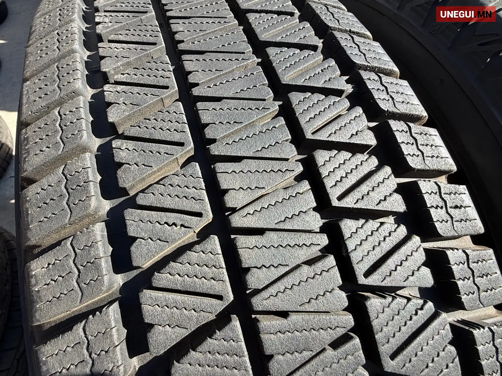 Өвлийн дугуй 235/65R18 (Япон) 1